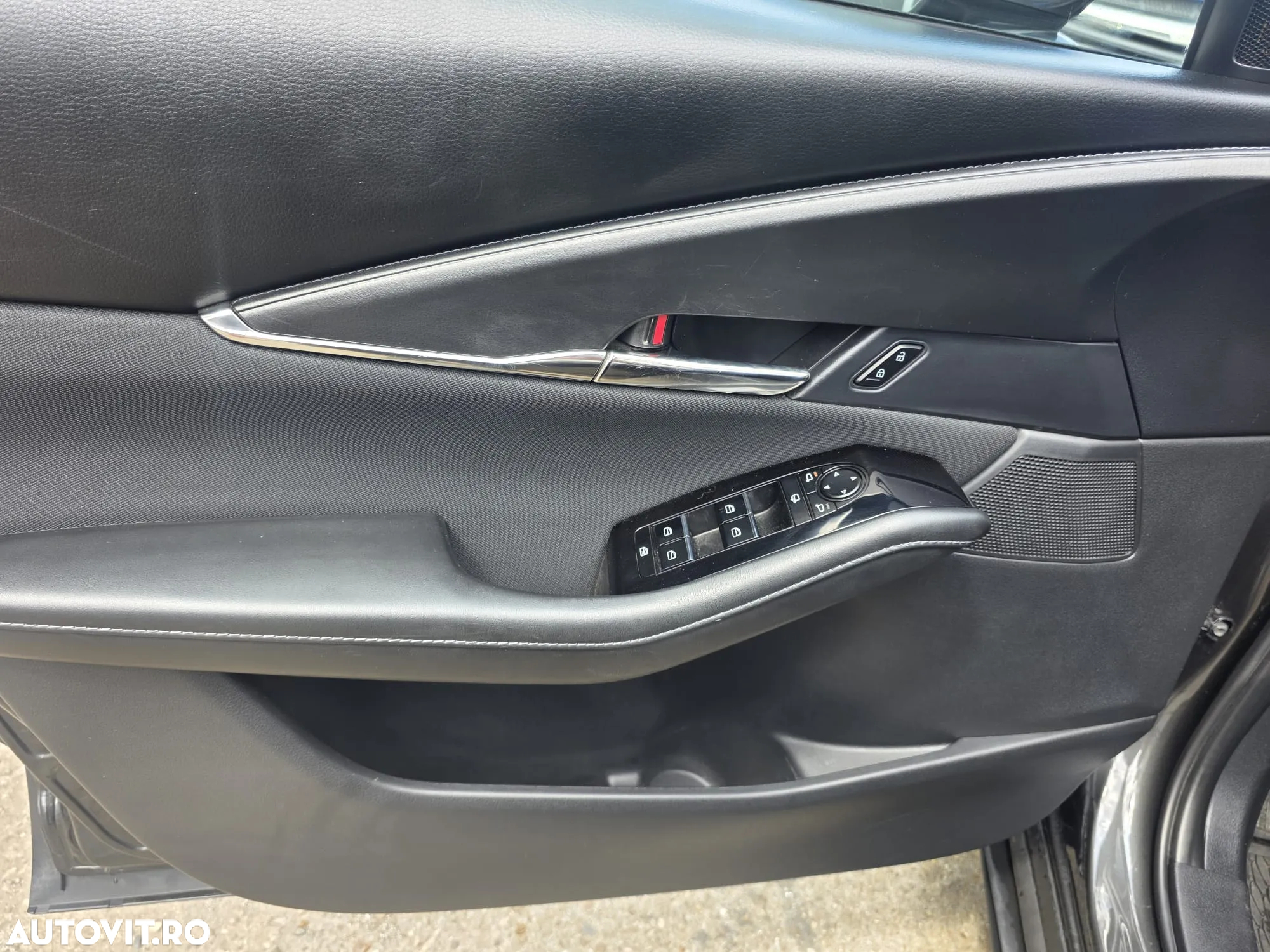 Mazda CX-30 e-SKYACTIV G122 MHEV Plus - 8
