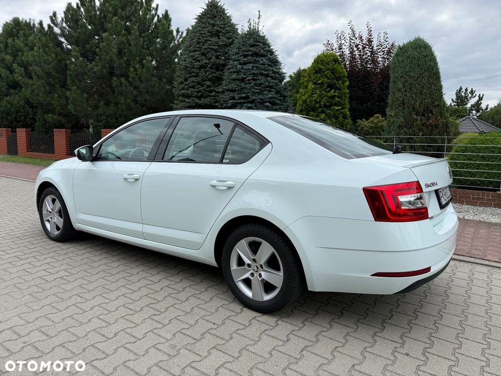 Skoda Octavia 2.0 TDI Style - 14