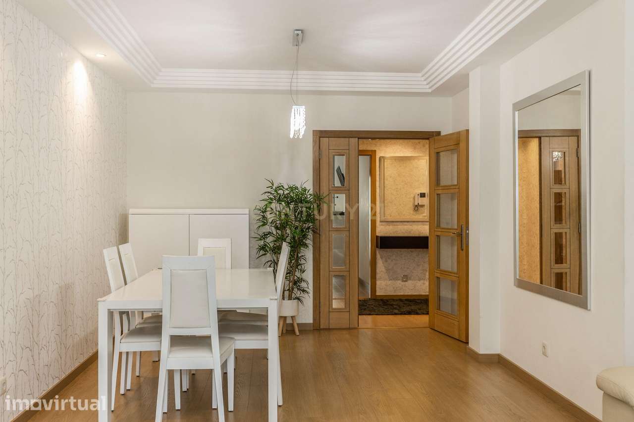 Apartamento T3 com 2 Lugares de Parqueamento para Arrendamento – Urban - Grande imagem: 3/42