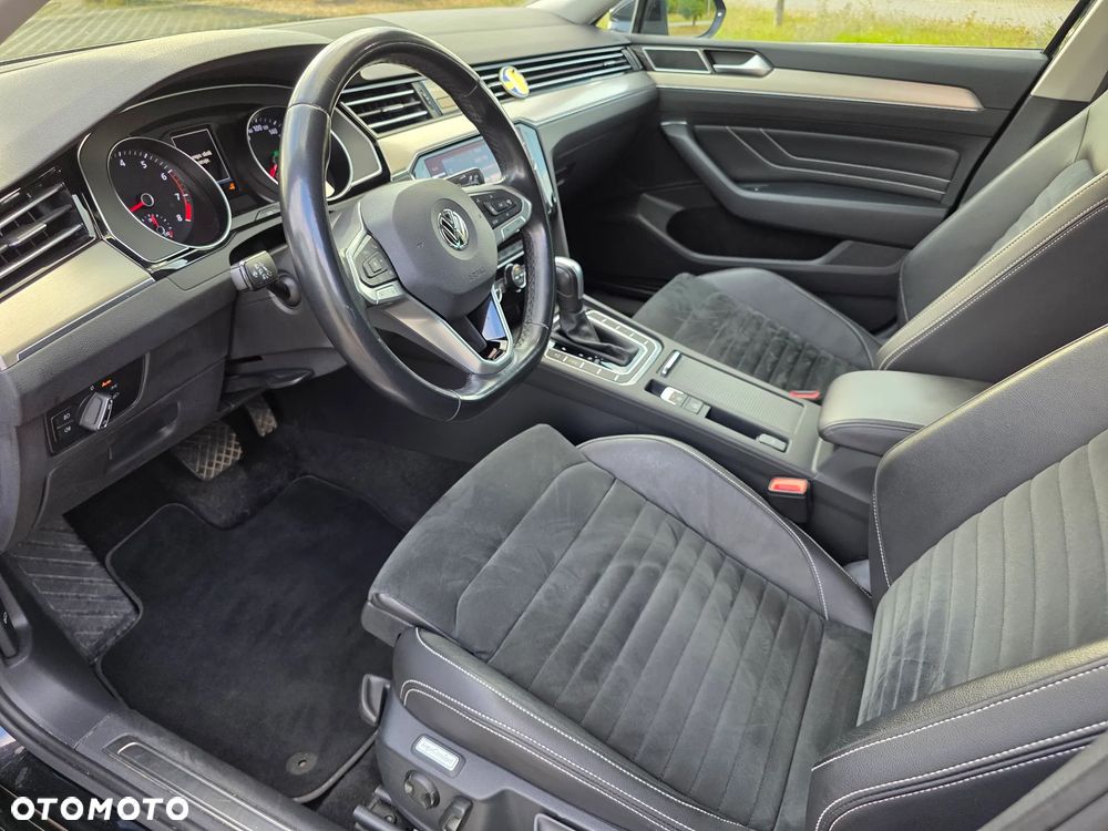 Volkswagen Passat - 22