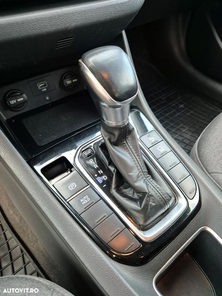 Hyundai IONIQ - 6