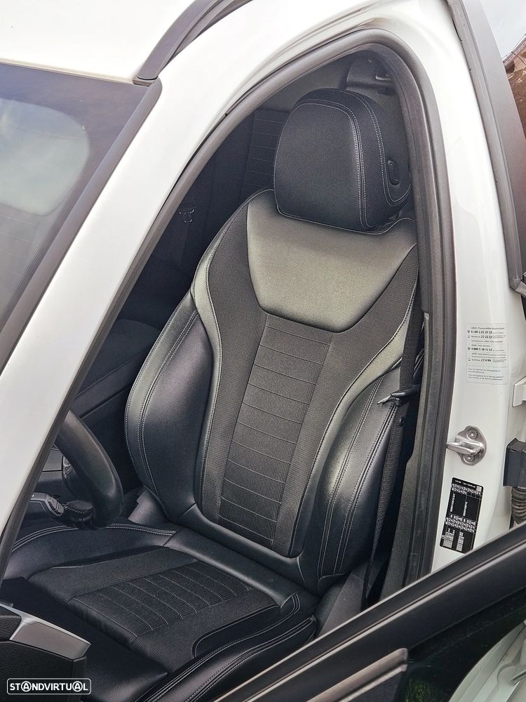 BMW 320 d Aut. Sport Line - 17