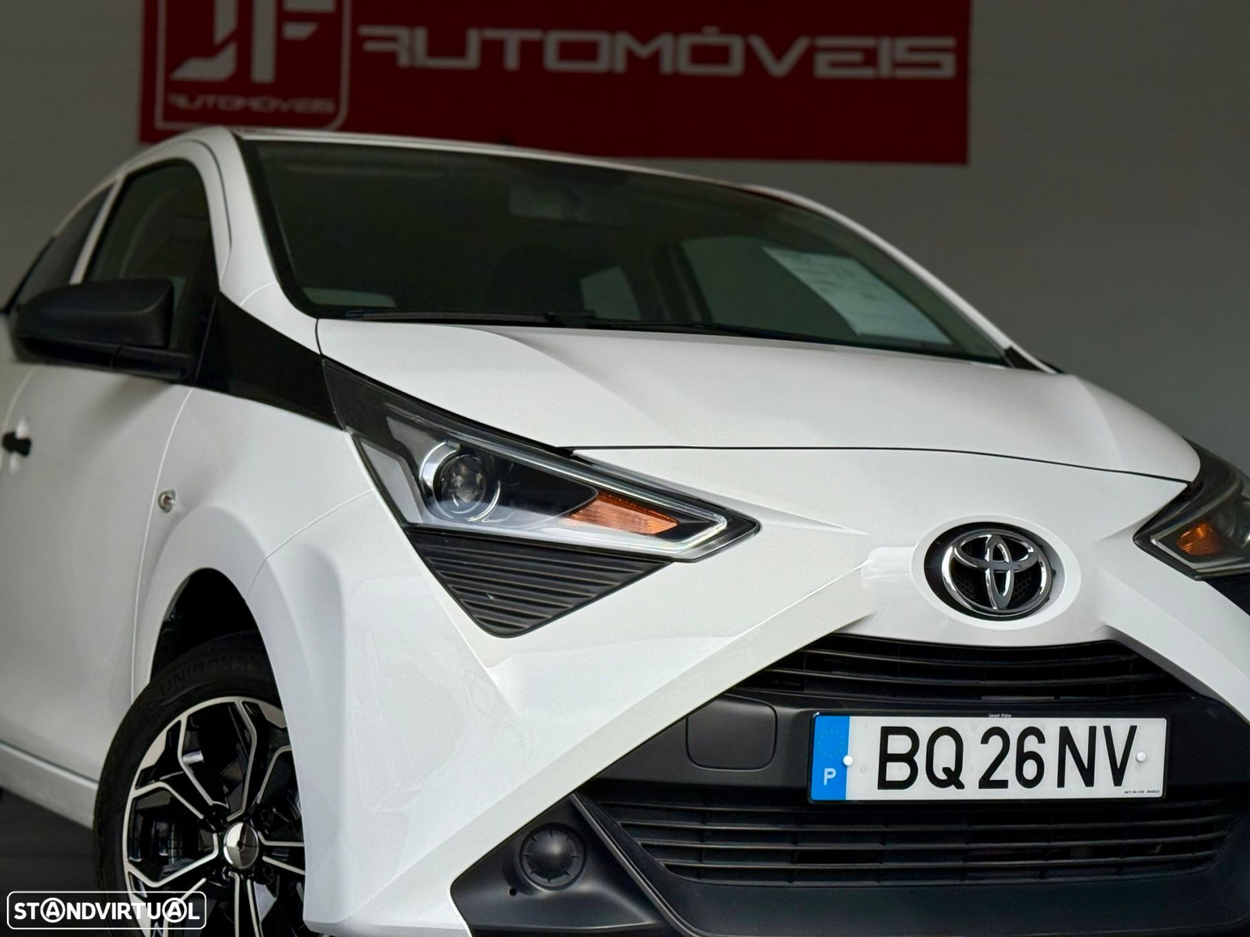 Toyota Aygo 1.0 X-Play - 4