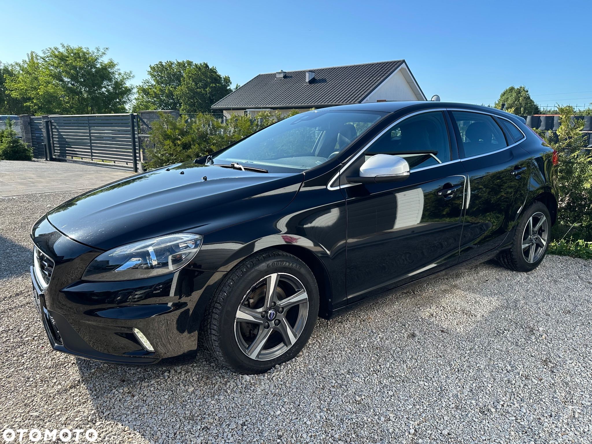 Volvo V40 D2 Drive-E R-Design Kinetic - 19