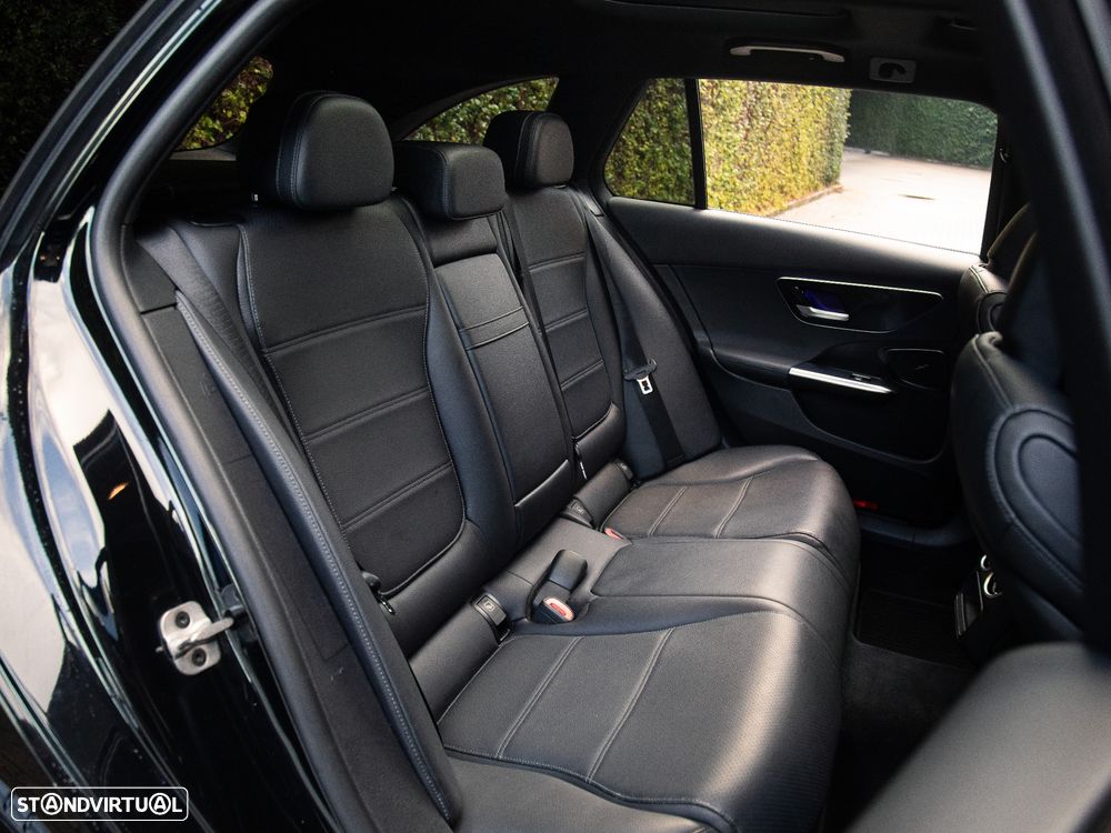 Mercedes-Benz C 300 e - 21