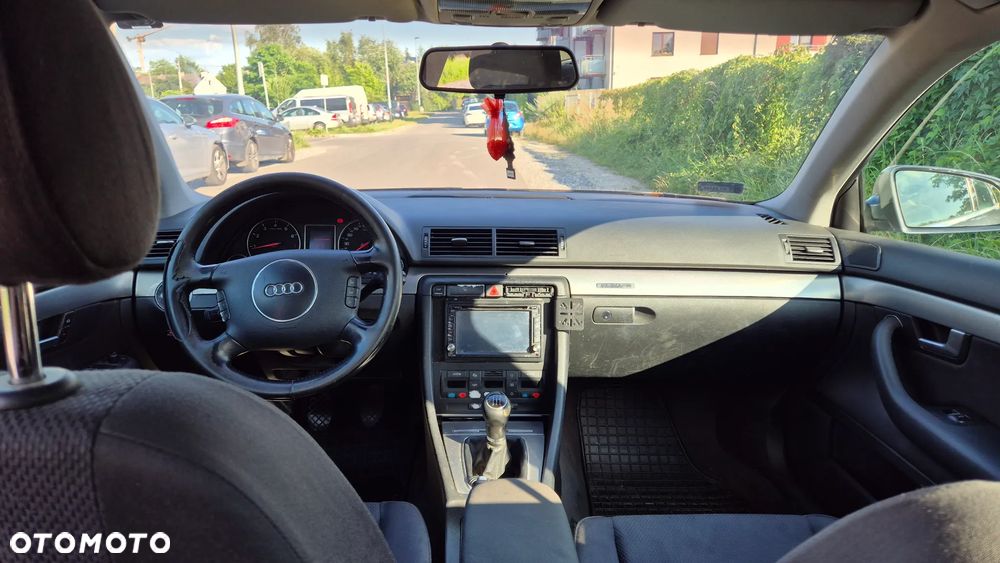 Audi A4 Avant 1.8T Quattro - 6