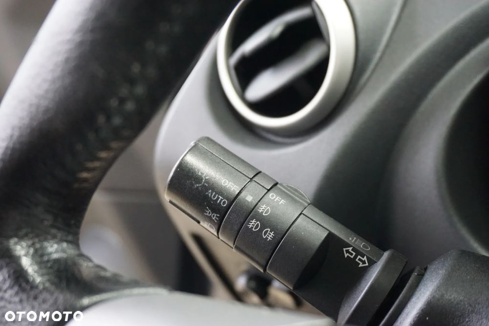 Nissan Qashqai 2.0 dCi DPF tekna - 37