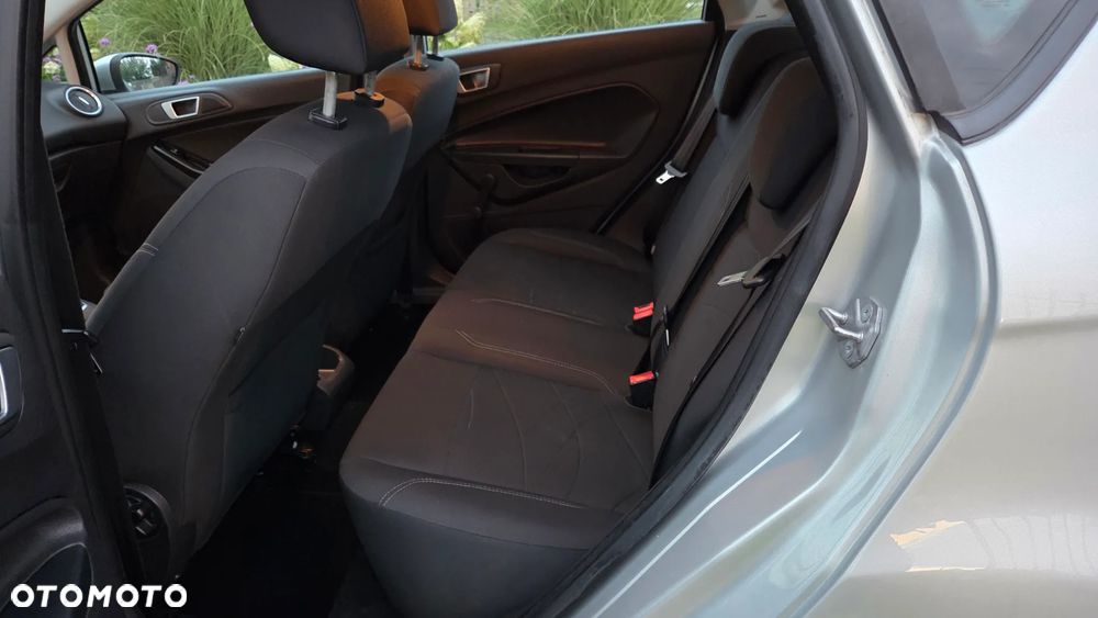 Ford Fiesta 1.6 TDCi Start-Stop ECOnetic Trend - 16