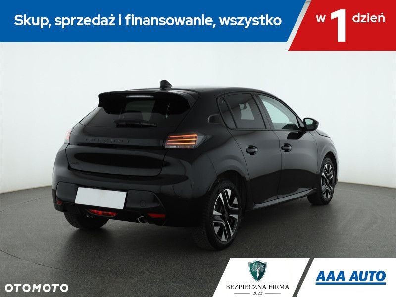 Peugeot 208 - 7