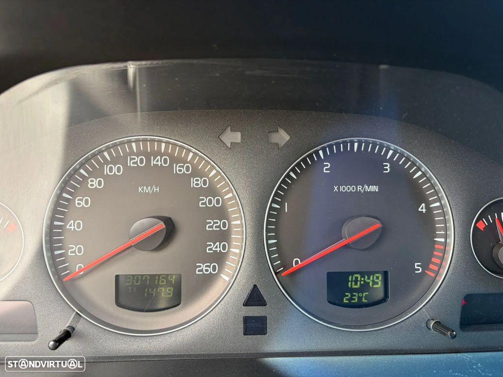 Volvo S60 2.4 D5 Nivel 1 - 9