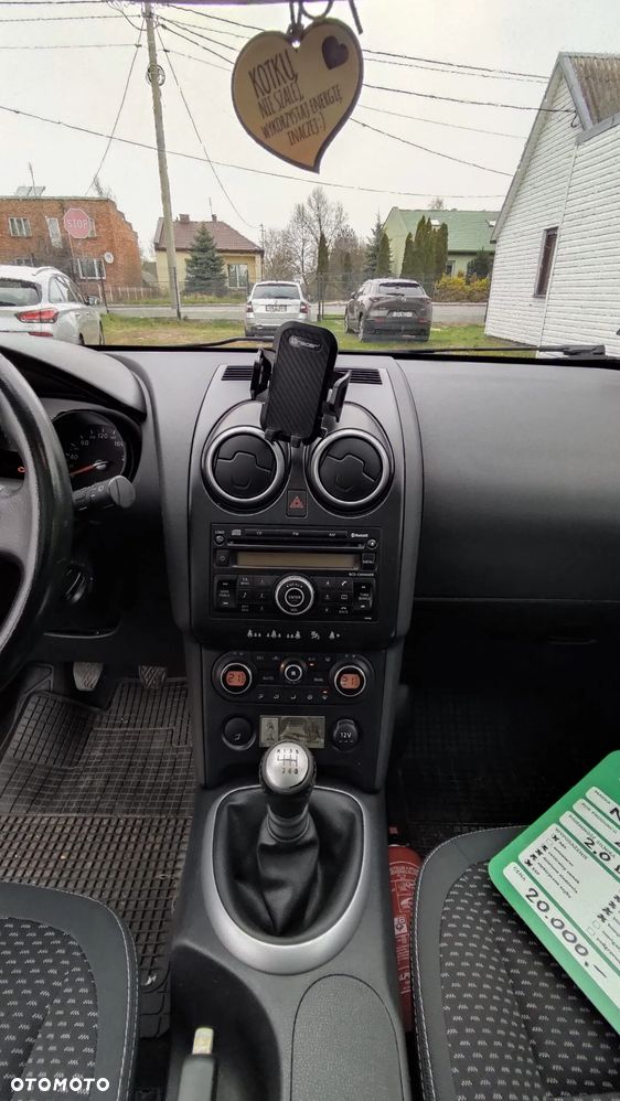 Nissan Qashqai - 12