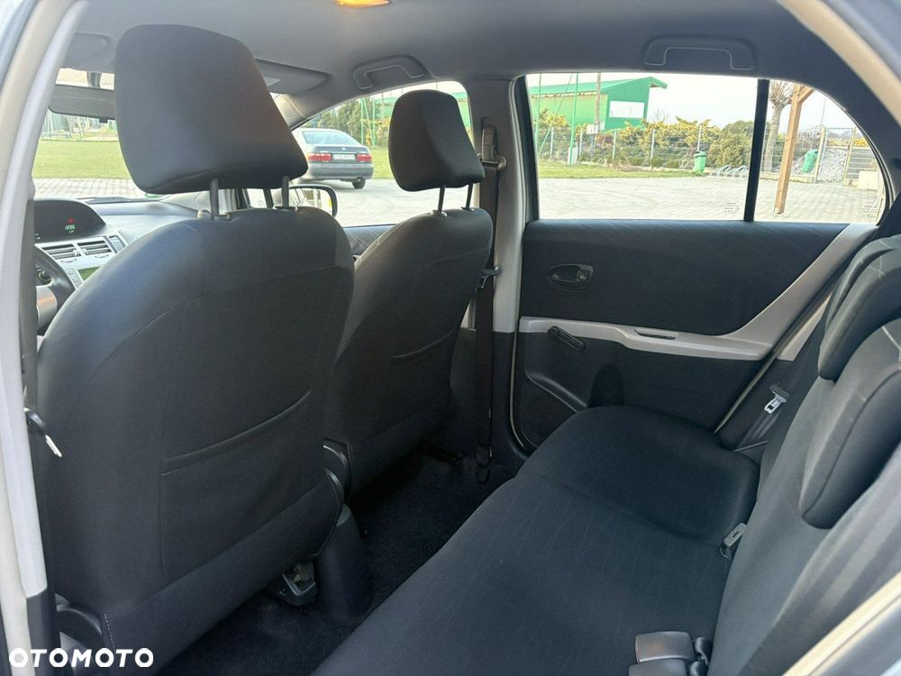 Toyota Yaris 1.0 VVT-i Comfort - 11