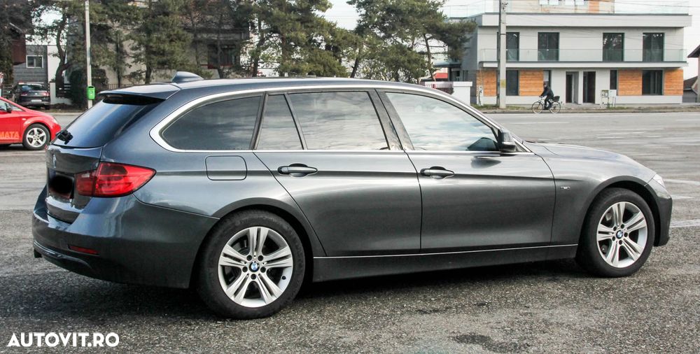BMW Seria 3 318d Aut. Sport Line - 3