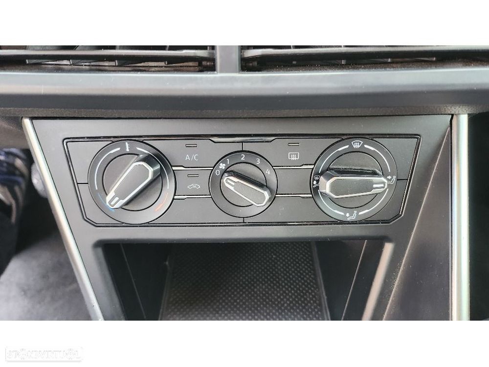 VW Polo 1.0 TSI Urban - 18