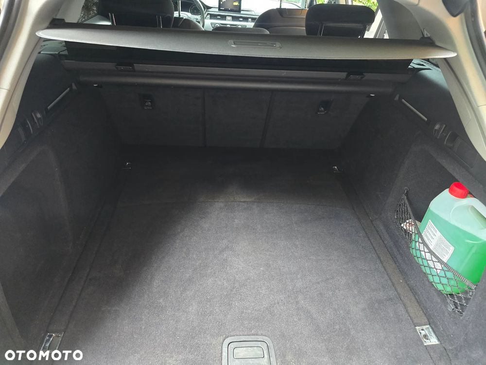 Audi A4 Avant 2.0 TDI S tronic - 11