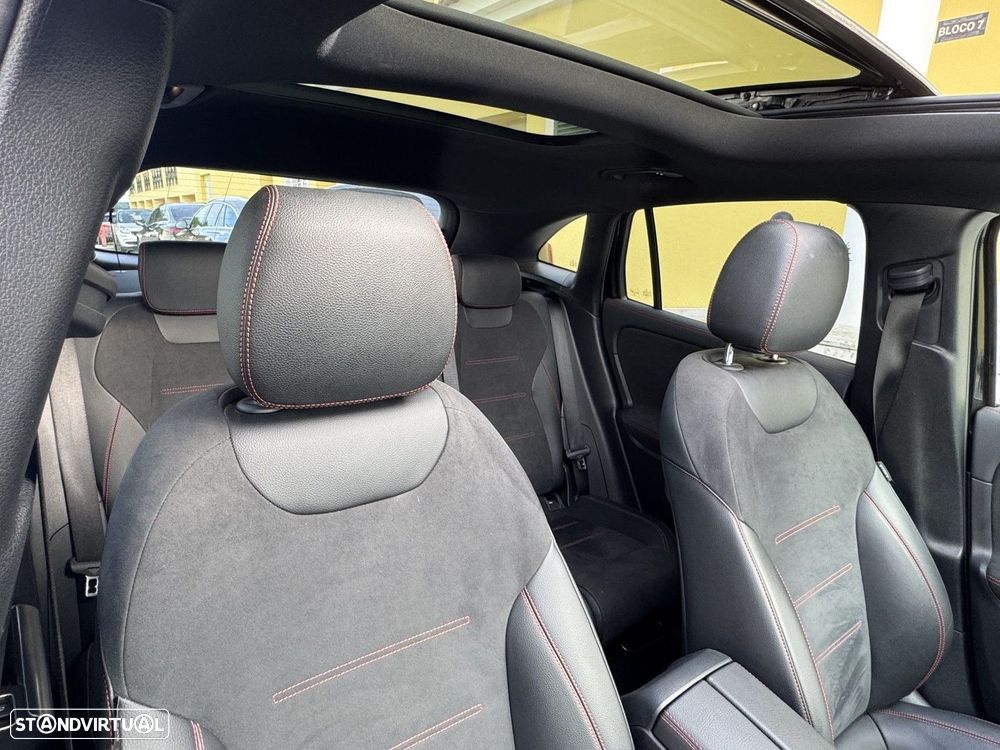 Mercedes-Benz GLA 250 4Matic AMG Line - 20