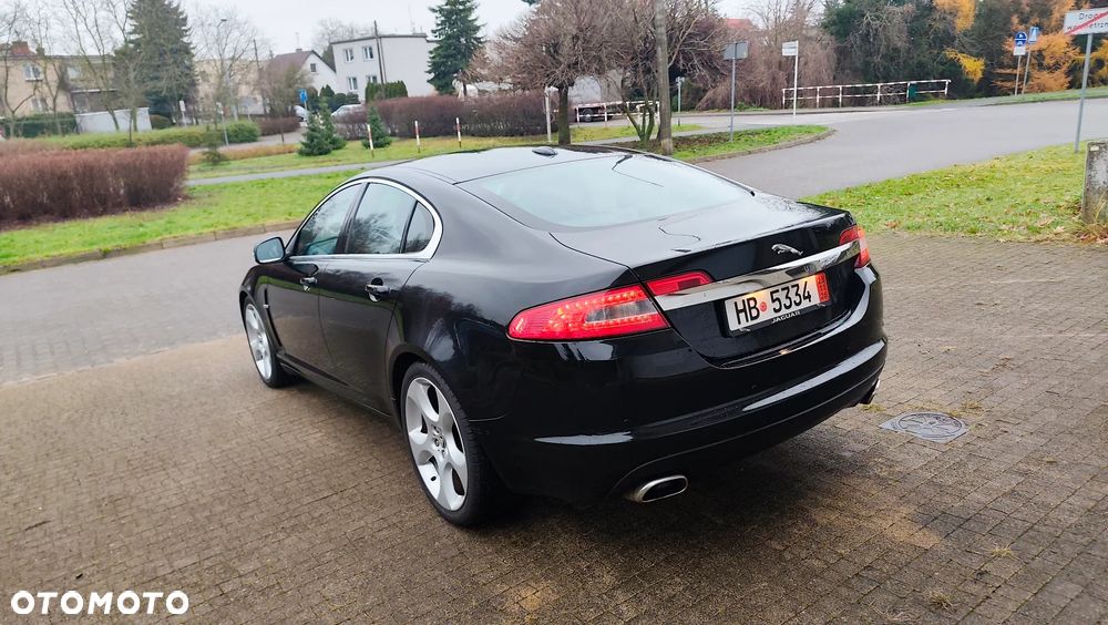 Jaguar XF 2.7 V6 Premium Luxury - 19