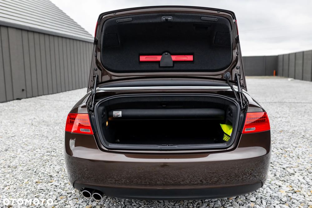 Audi A5 Cabrio 2.0 TDI DPF (clean diesel) - 29