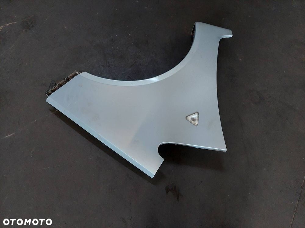 MASKA + BŁOTNIK PRAWY PRZÓD + LAMPA PRAWY PRZÓD COLT VI 04-08 21H - 3