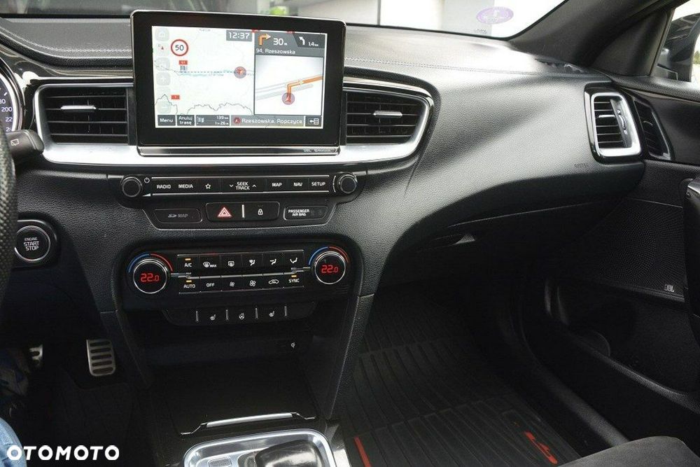 Kia ProCeed 1.6 T-GDI GT DCT - 25