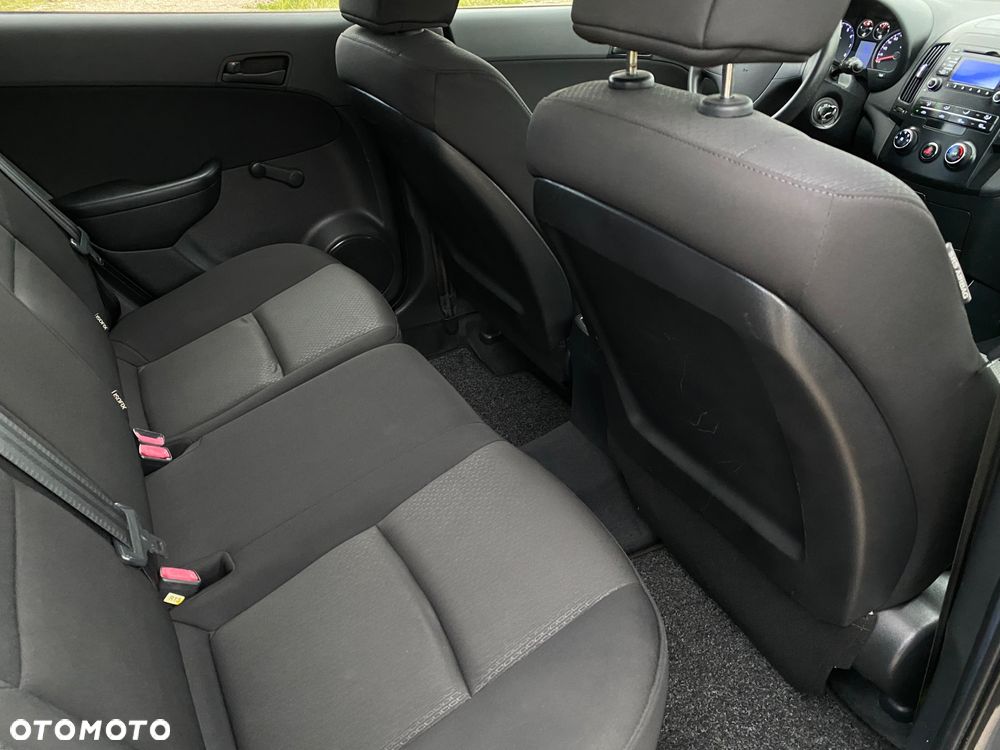 Hyundai i30 1.4 Classic - 24