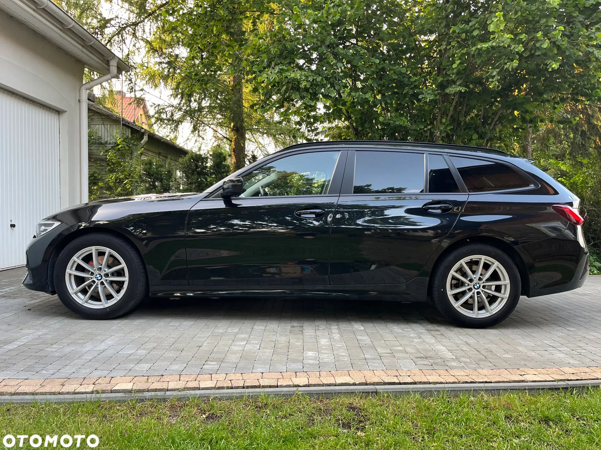 BMW Seria 3 320d Touring - 1