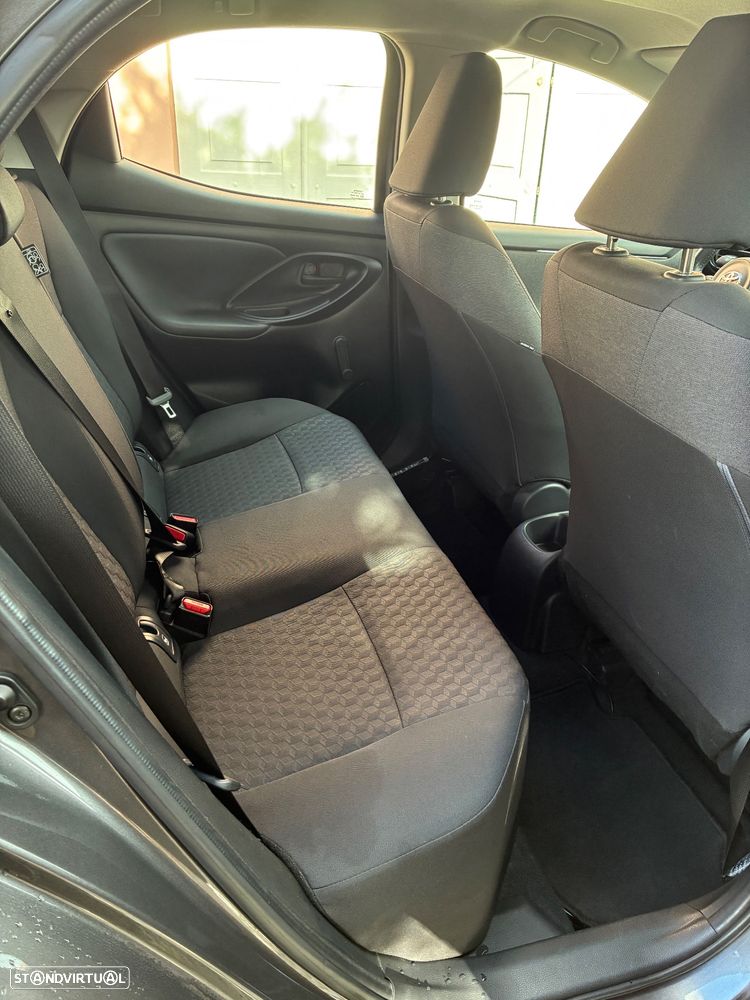 Toyota Yaris 1.0 VVT-i Comfort Plus - 6