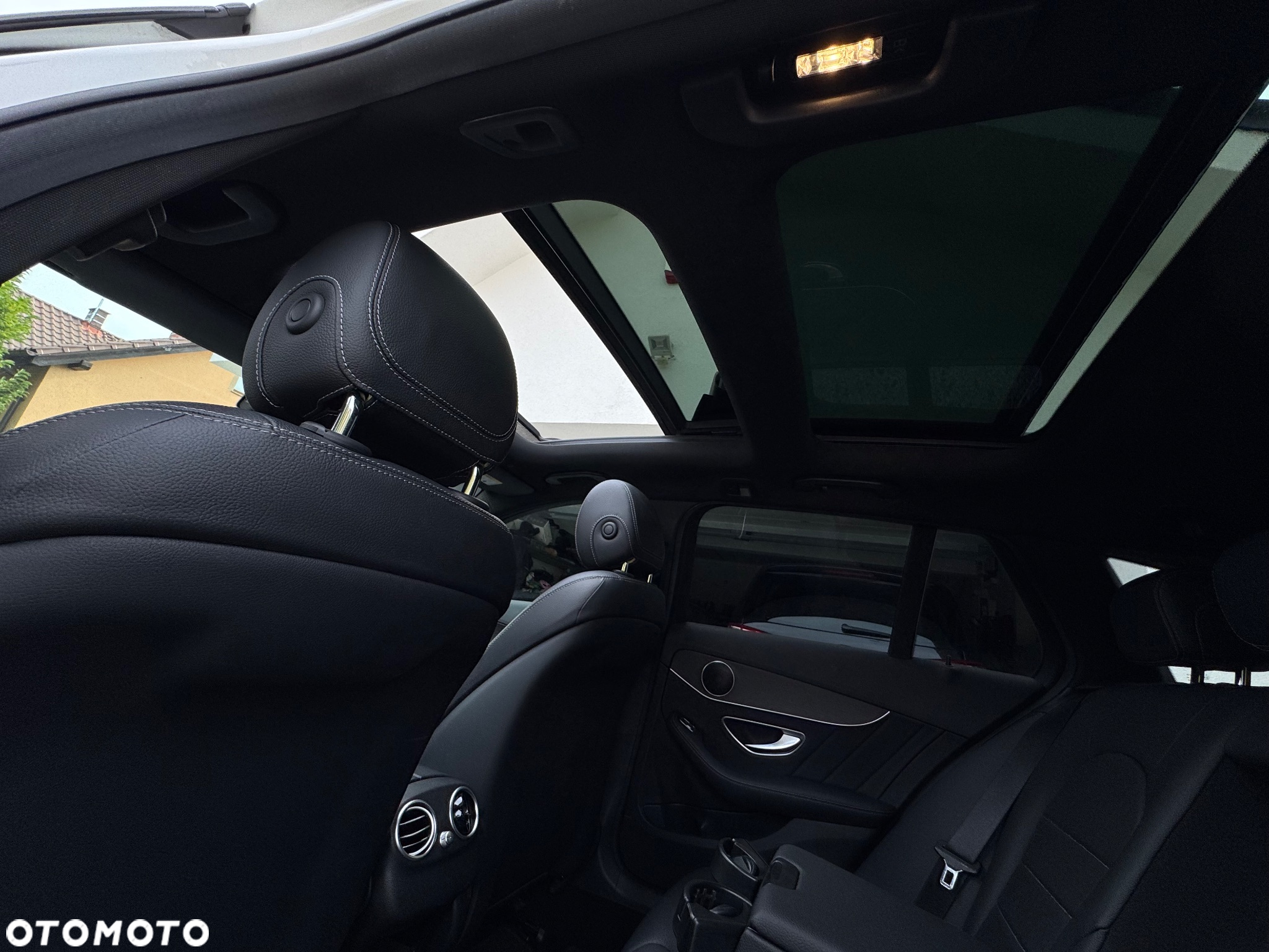 Mercedes-Benz Klasa C 220 d T 9G-TRONIC AMG Line - 35