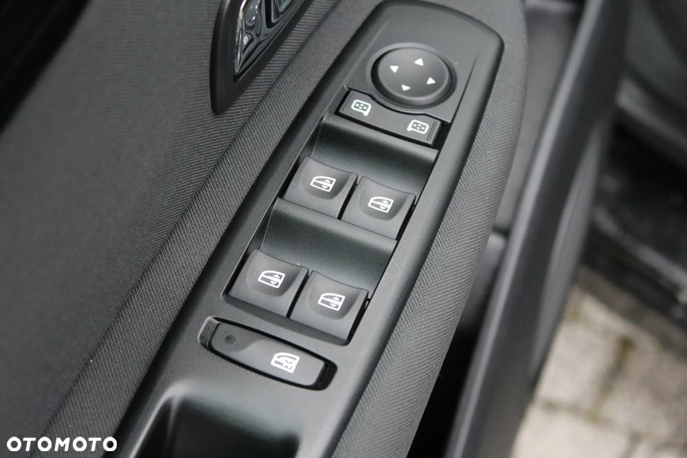 Renault Scenic 1.6 16V 110 Dynamique - 13