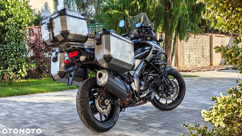 Suzuki V-STROM - 4