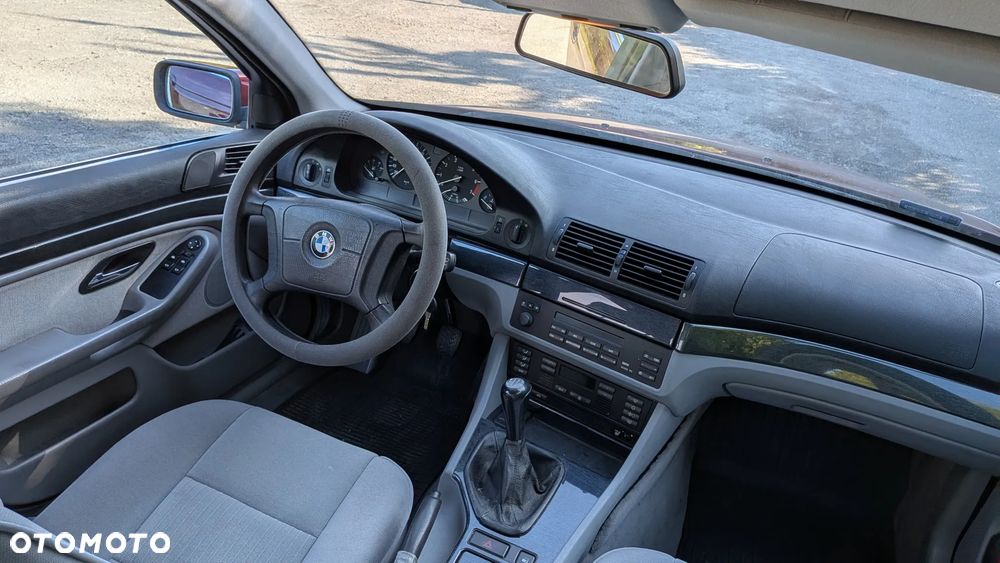 BMW Seria 5 - 23