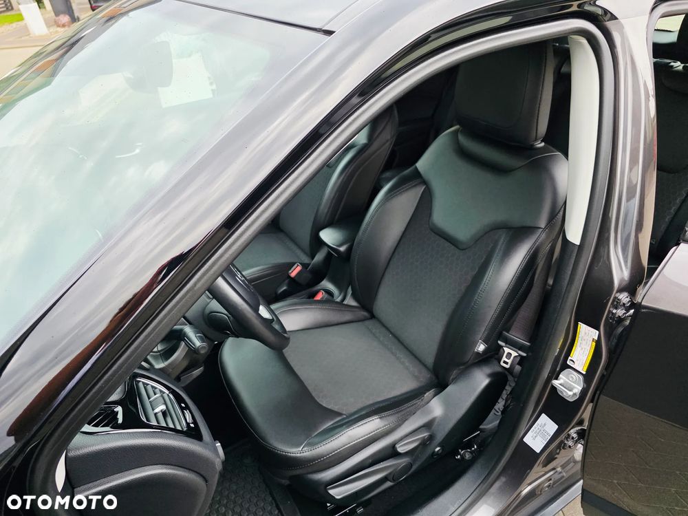 Jeep Compass 1.4 TMair Night Eagle FWD S&S - 18