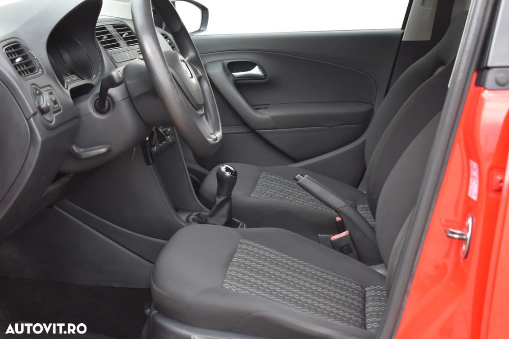 Volkswagen Polo - 13
