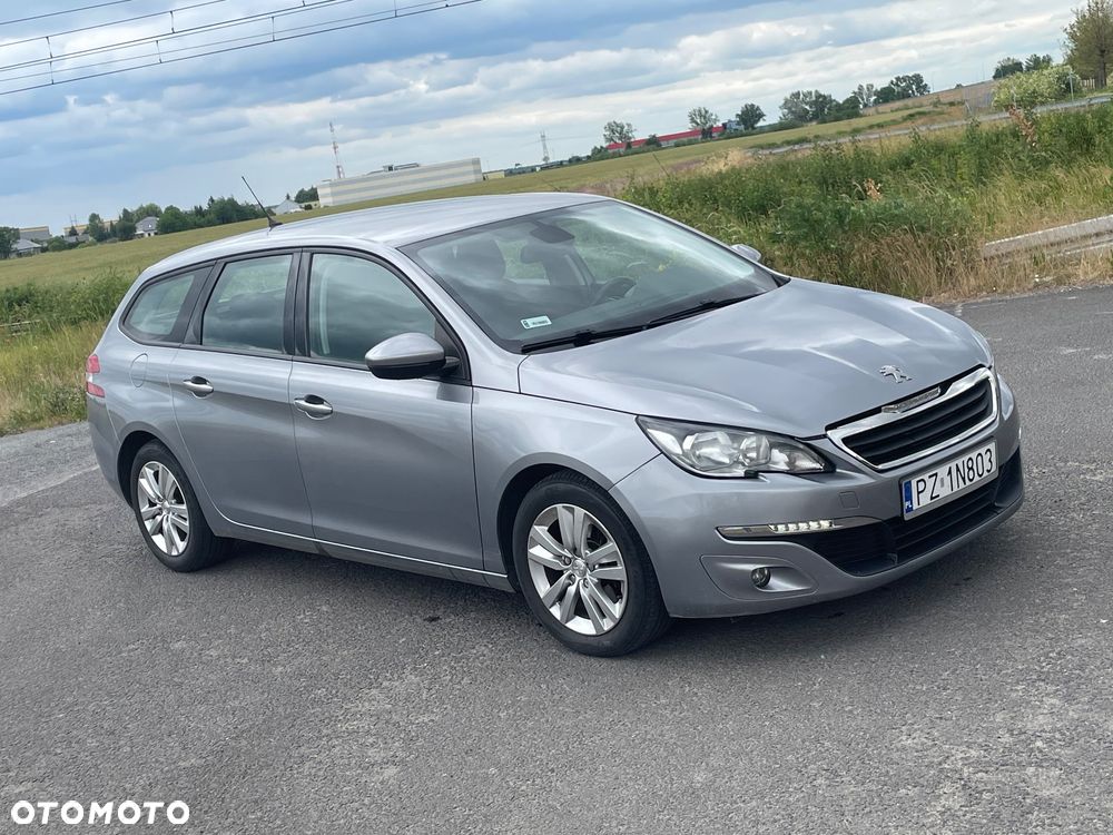 Peugeot 308 - 1