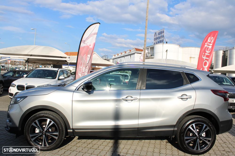 Nissan Qashqai 1.5 dCi N-Connecta J18 - 8