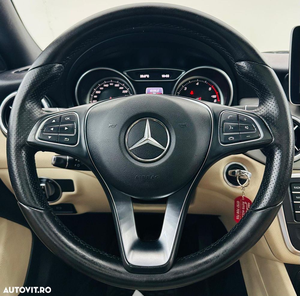 Mercedes-Benz CLA 220 d Shooting Brake 7G-DCT AMG Line - 32