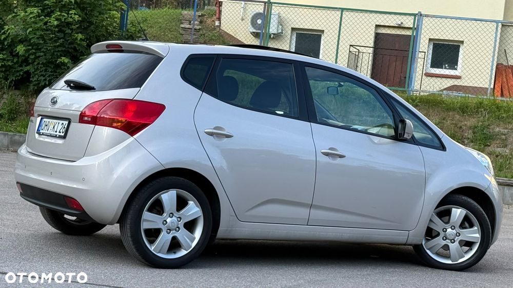 Kia Venga 1.4 CVVT Dream Team Edition - 25