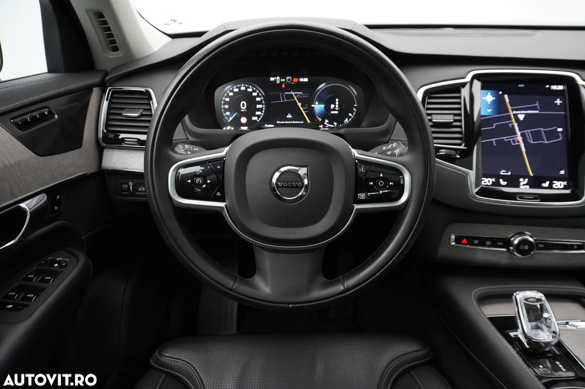 Volvo XC 90 Recharge T8 eAWD Inscription - 17