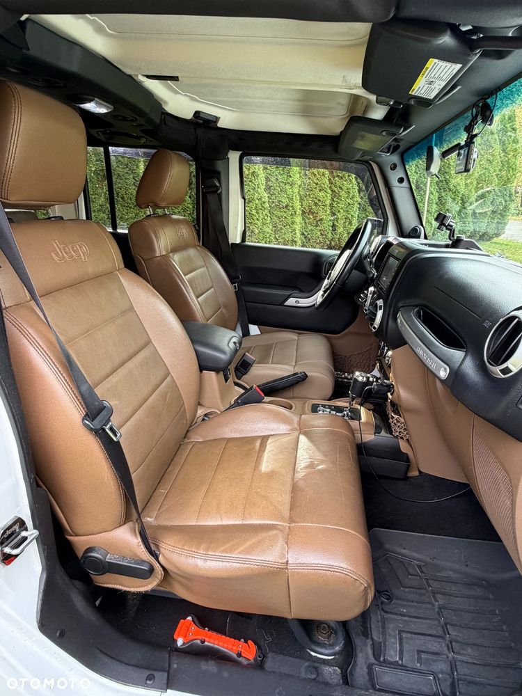 Jeep Wrangler 3.6 Unlim Sahara - 6