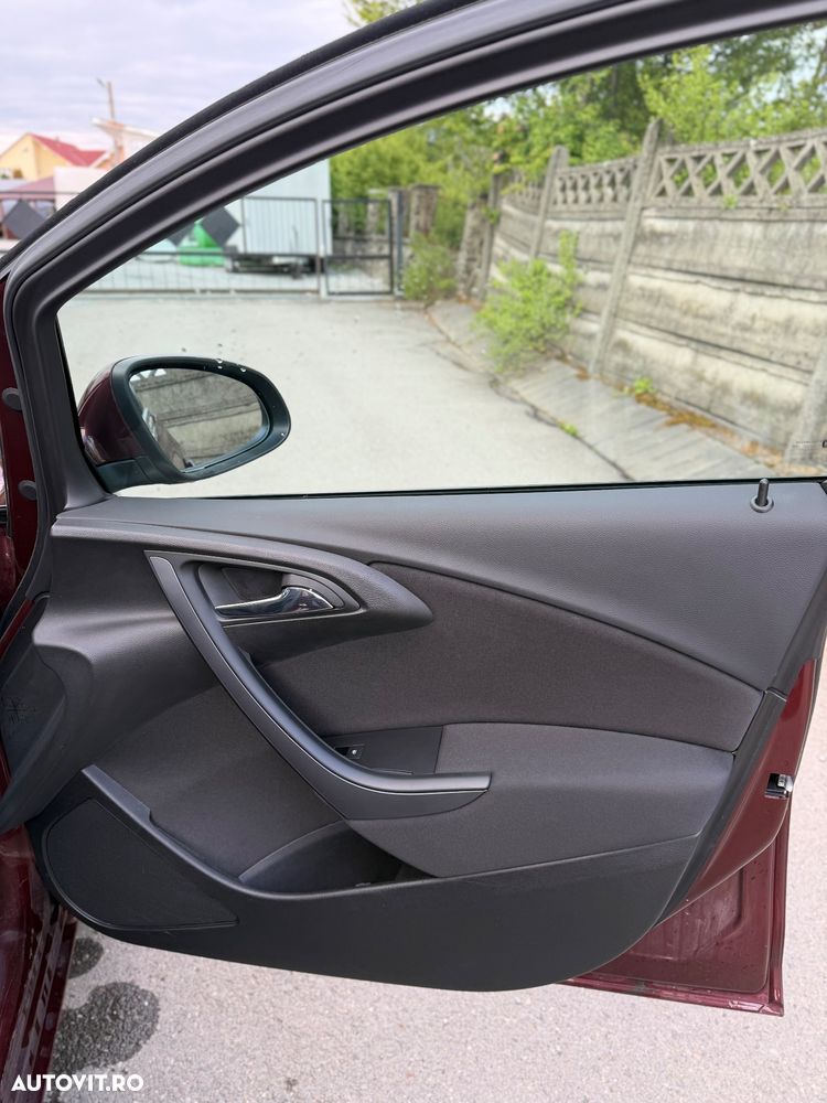 Opel Astra 1.4 Turbo ECOTEC Cosmo - 10