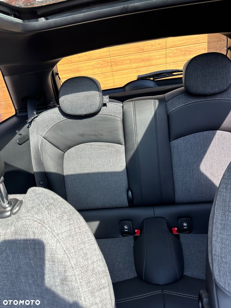 MINI Cooper John Works Trims - 12