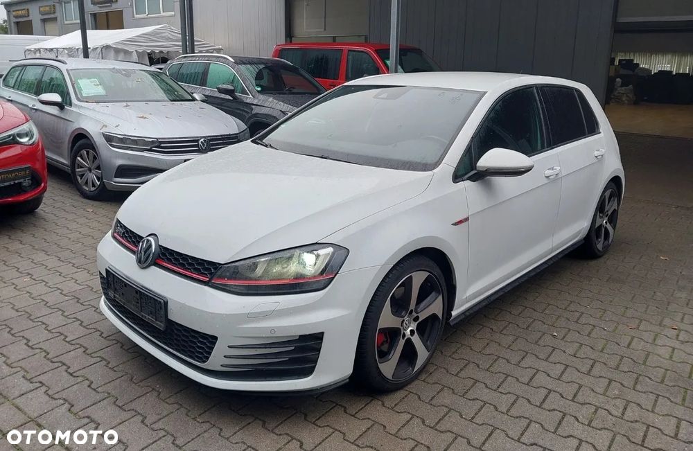 Volkswagen Golf VII 2.0 TSI BMT GTI - 6