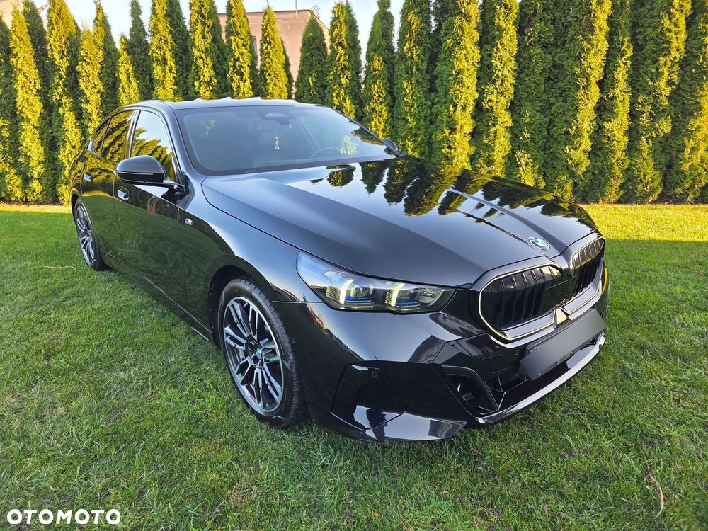 BMW Seria 5 520d xDrive - 7