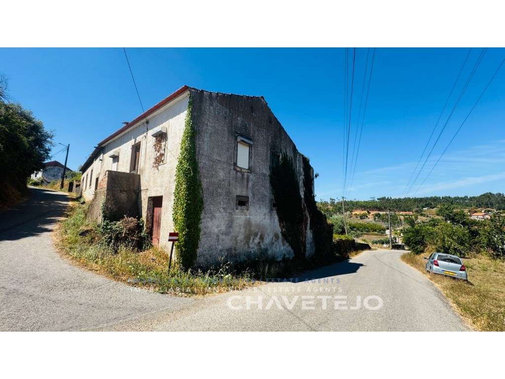 Quintinha com Vistas Panorâmicas - 1,5 Hectares Perto do Rio Zêzere - Grande imagem: 2/29