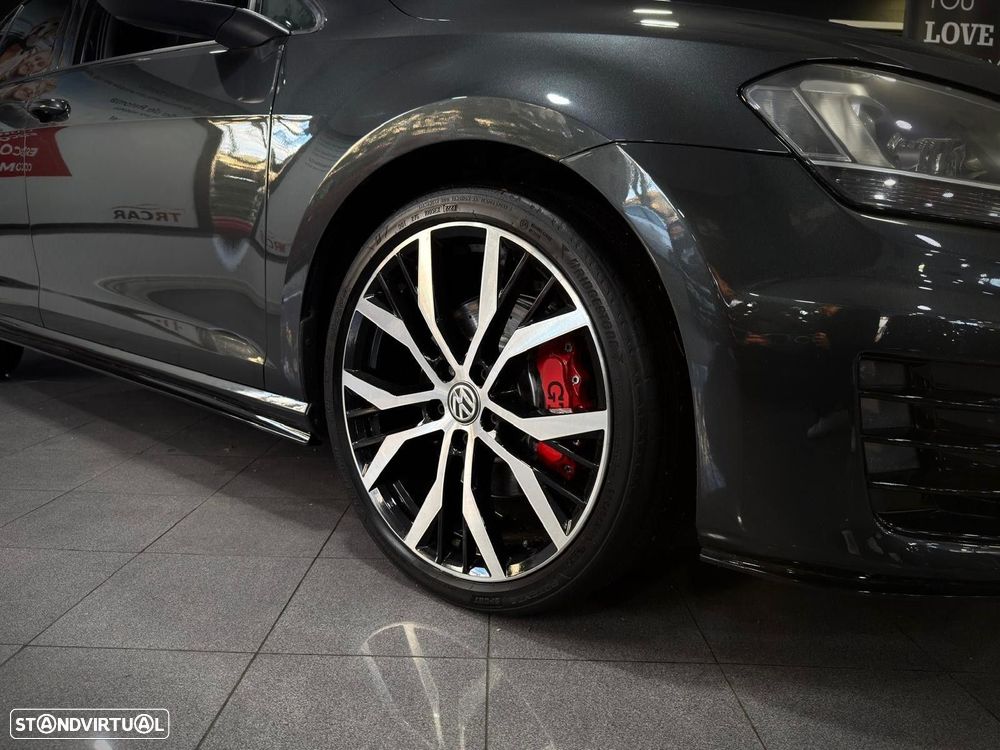VW Golf 2.0 TDI GTD DSG - 6