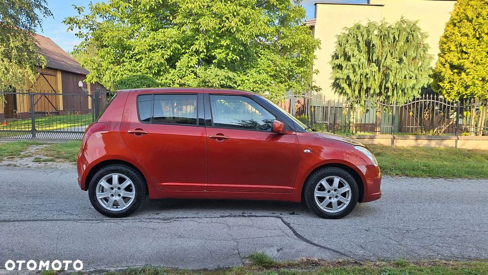 Suzuki Swift 1.3 Club - 2