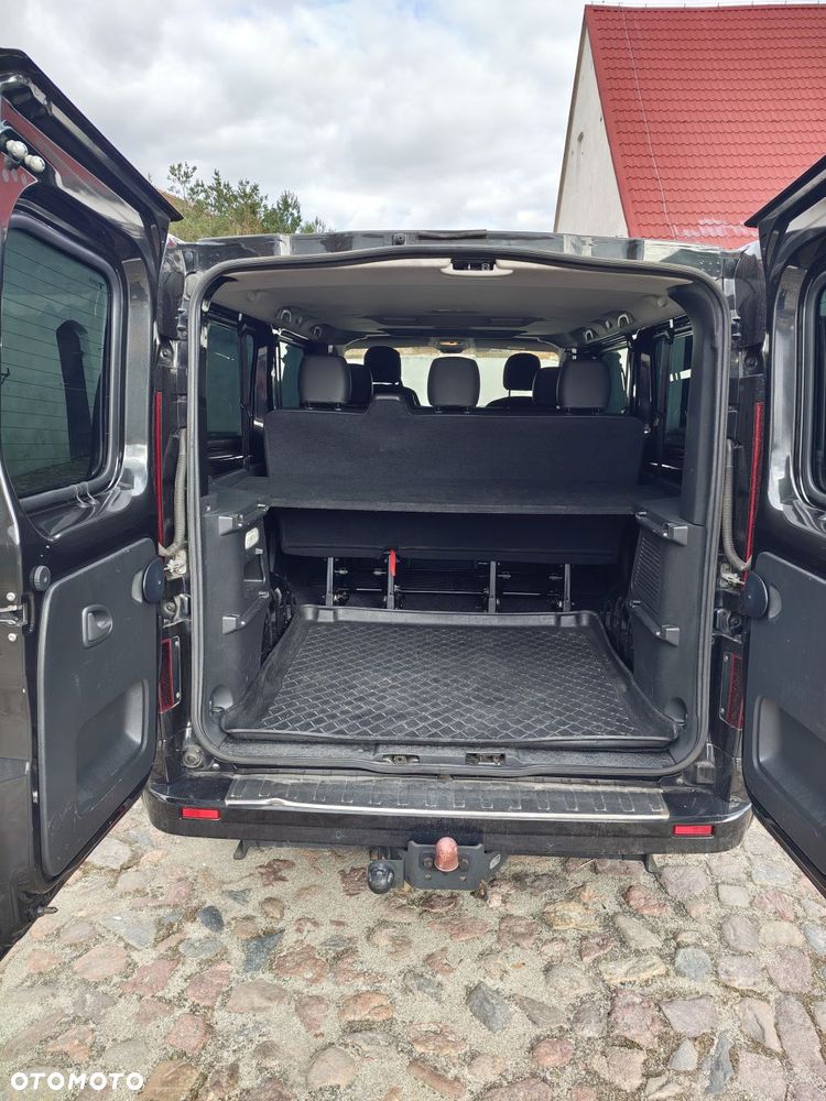 Opel Vivaro - 8