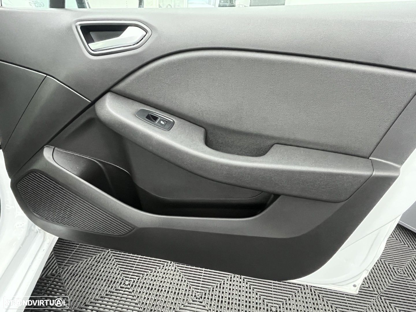 Renault Clio - 17