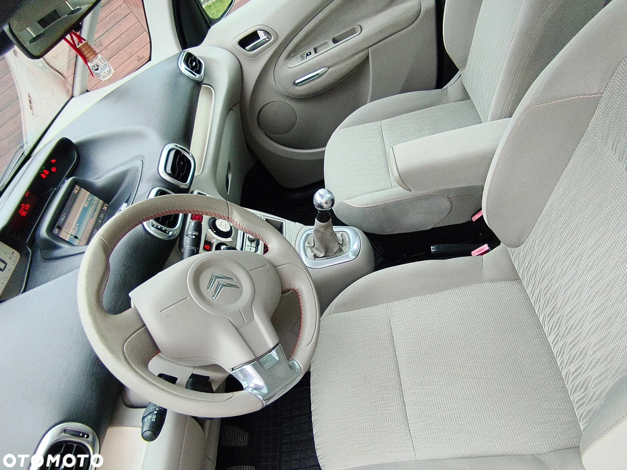 Citroën C3 Picasso 1.6 HDi Exclusive - 11