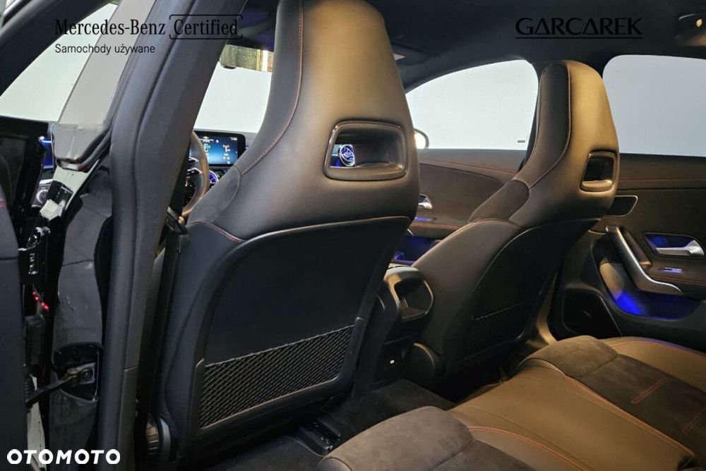 Mercedes-Benz CLA - 18